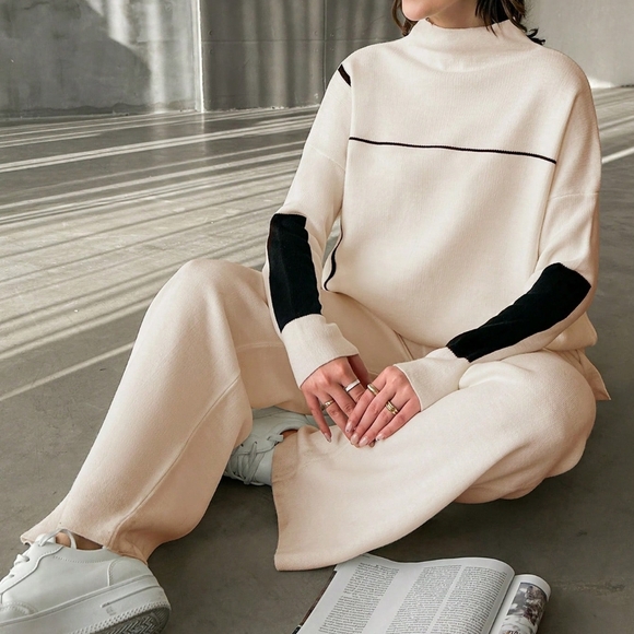 Pants - Women's Stand Collar Colorblock Long Sleeve Sweater And Knitted Pants Set